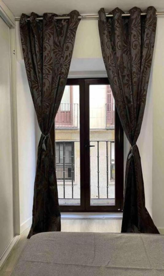 Casa Boss Plaza Mayor Мадрид Экстерьер фото